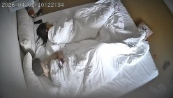 酒店偷拍模特身材气质眼镜美女让精牛男友一炮接一炮干得欲仙欲死表情销魂 截图11