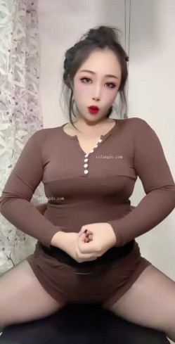 快手颜值少妇【完全无视】颜值肥臀，自慰诱惑，卡点广场舞 截图9