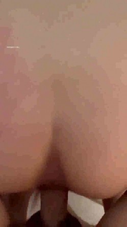百度云泄密【良家交流群】收费交流群流出夫妻情侣分享、偷情、3P偷拍等 截图12
