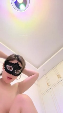 坐标魔都，淫荡的姐妹花，【少妇可同城可空降】，极品美少妇拉闺蜜下海，2女服侍一男，哪个男人忍得了，逼逼都要被干肿了 截图10