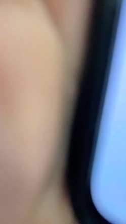 专业良家收割机，【爱情故事】，给自己老公都没这样子搞过，偷情的时候倒是挺骚，两个美少妇出轨 截图3