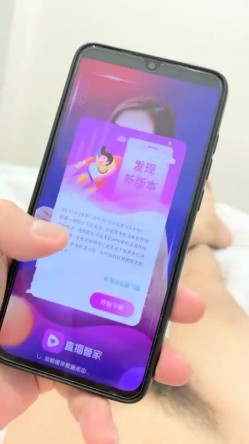 专业良家收割机，【爱情故事】，给自己老公都没这样子搞过，偷情的时候倒是挺骚，两个美少妇出轨 截图4