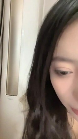 音乐才女 ️极品模特身材【恩惠】持续放飞中~高价收费揉奶扒B任君赏 ️看得鸡儿硬一晚上！ 截图7