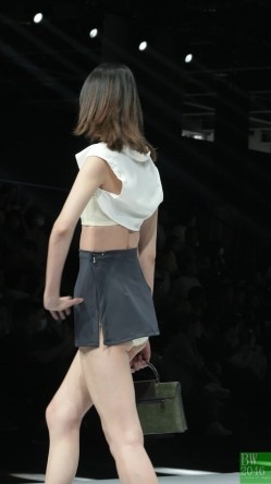 2023.广州内衣展模特特写 截图16