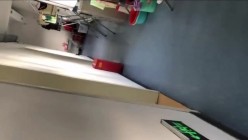 宿管老师又来查寝,看到没穿衣服的女孩子就要过去捏一下她们的乳头,摸一下她们的小穴,最后走的时候还把阳台上晒的胸罩拿走了一个 截图14
