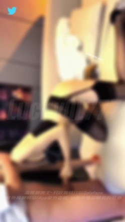 【天府女神 ️高端性爱】超女神极品淫妻『Lucky』土豪专属私拍 高潮了3次后又被玩操两次潮吹太爽了 高清1080P版 截图14