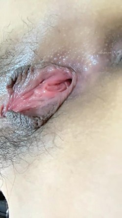 【178小宝贝】一行人到KTV绿帽男友 在旁辅助厕所内让富豪狂操女友~ 截图16