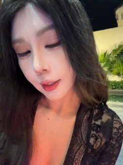 stripchat【za-02605】户外露出女神! 特大道具爆菊~喷水 截图3