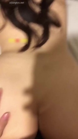 云盘高质露脸泄密！阿黑颜漂亮女大生与男友不健康自拍流出 截图4