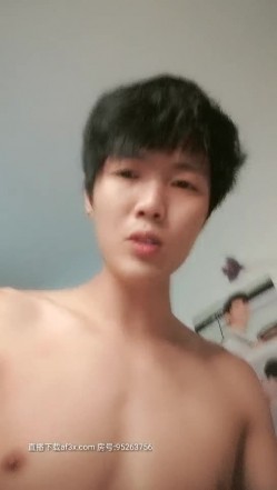 爸妈不在家兄妹啪啪啪，全程露脸激情啪啪无套抽插，各种体位爆草小骚逼叫声好骚射在大屁股上 截图14
