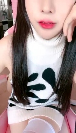 最新网红瓜曝光，抖音二次元卡哇伊可盐可甜高颜美少女【小九酱】露脸定制私拍，美鲍美菊道具紫薇啪啪呻吟销魂，撸点很高 截图2