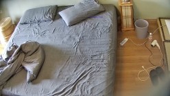高校附近钟点炮房 摄像头偷拍大学生情侣青春女孩被男友射了一嘴后再吃外卖 截图12