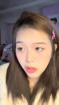 奶控福利，全网最大奶子来了~【甜甜甜甜圈】，就问各位大哥，这奶子大不大，震撼，惊人 截图11