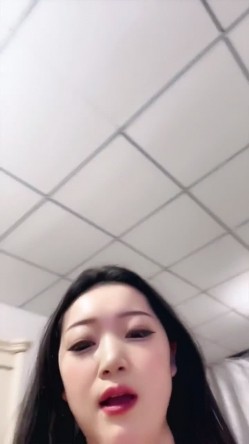巨乳大肥臀BBW御姐【小奶牛】~搂梯间露出~道具~喷水~绝品肉便器 截图6