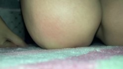 在表妹的手机里发现的 平时一本正经的乖乖女没想到还是一个小骚货 截图2