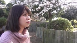 fc2ppv-813564 色白Ｅカップ美巨乳♥アイドル並みに可愛い美少女ＪＤ18歳が野外露出＆カーセックス初体験♥口内射精＆精液ゴックンにも初挑戦♥人目を気にしての羞恥プレイでピンクの美マンが本気汁まみれになっちゃいます♥♥ 截图1