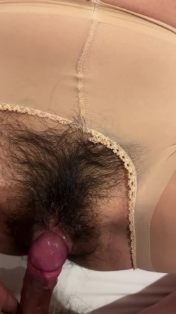 上海高端绿帽癖夫妇「Oliva_couple」极品淫妻皮肤紧致网约单男献妻、夫妻交换多人淫乱 截图6