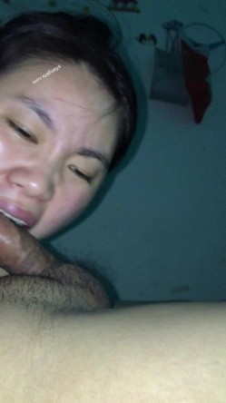 贵州从良少妇 任蕾 婚内出轨，与姘头视频通讯啪啪口爆，反差婊，极品淫荡尤物 截图10
