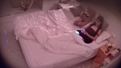 大学城民宿 妓女小姐日常接客 这次终于用上精油了 在小姐姐的服侍下 两位大哥光速缴械 截图2