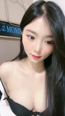 【御姐宝贝儿】，花一样的少女，你的猫系女友已上线，白得发光，足交自慰真棒 截图15