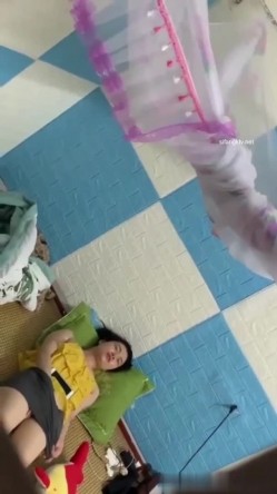 怎么也想不到温文尔雅的嫂子居然做这种事 太真实有点不敢相信！ 截图5