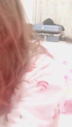 逍遥团队出品土豪刷大礼物让龙哥和嫂子啪啪浴室干到床上龙嫂是兵哥唯一不敢碰的妹子 截图2