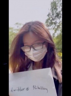 《震撼精品 核弹》身材超级棒的推特网红女神52bailibing室外极限露出全裸旅游真实感受世界的美好 截图9