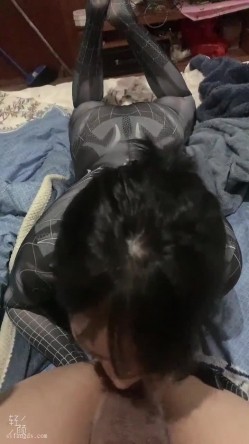 淫妻3P群P自慰露出尿脸,【双面夫妻_0575妓啪啪】,反差都市丽人，约单男交换 截图9