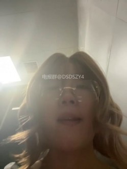 ️极品眼镜骚妹【xiaomugouya】非常反差的肥臀眼镜妹子白丝黑丝跳蛋自慰 截图6