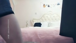 七天探花_今夜狐媚00后小淫娃，黑丝苗条美腿诱惑，挑逗勾人一副欠干样 截图6
