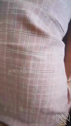 乱伦达人菊花有点松 ️在办公室操同事穿的太骚忍不住 周六加班的时候在会议室穿着衣服就操了她  截图16