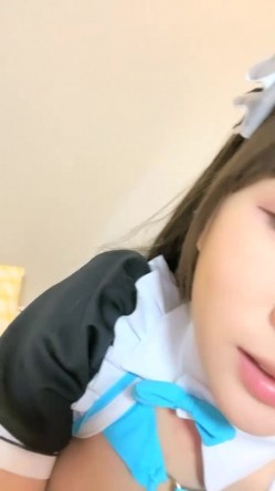 抖音女网红，【京鱼儿】，童颜巨乳女神~掰穴自慰~狂射中，人工白虎，这骚穴真是欠操欠插，好美啊 截图15