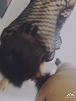东北哈尔滨牛逼约炮大神joker高价付费翻车群内部福利视频整理集 模特外围好多反差婊 截图11