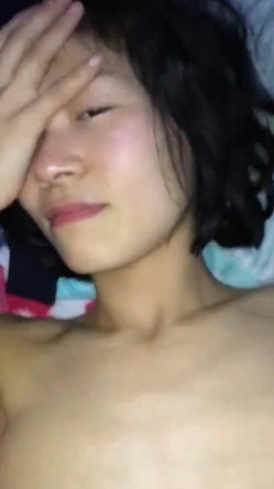 “想我没多久没干炮了”有马甲线身材匀称又特别骚的妹子家中与炮友做爱还跳艳舞挑逗得此骚女性福一生 截图15