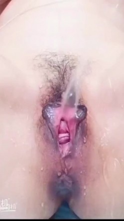 快手熟女【跳舞主播丽姐】神似百度副总裁璩静，榨精小鲜肉，大胆掰逼 截图11