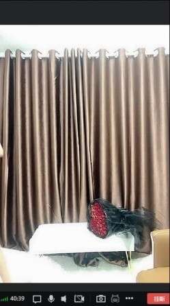 斗鱼某女神主播深夜点陪玩小姐姐接私活情趣热舞 土豪VIP一对一双视角 黑丝睡裙极致舞骚弄姿 超漂亮 截图2
