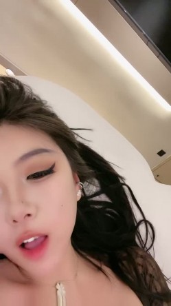 车模小姐姐下海！在床上超级骚！主动骑乘位猛怼，大白美臀撞击，3小时不停操，持续冲刺，美女爽翻 截图15