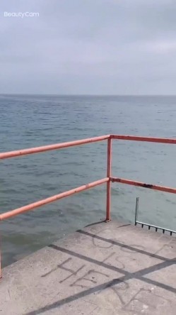 推特绿帽博主唯美人妻@FzJzr分享极品的气质型熟妇人妻穿各种情趣制服给单男口交啪啪自拍合集 截图1