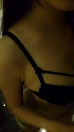 胸美女翘课与男友宾馆偷情口活时说：男人为啥长鸡巴 截图2