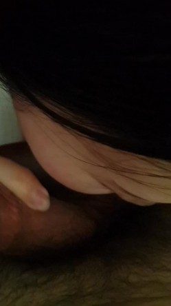 胸美女翘课与男友宾馆偷情口活时说：男人为啥长鸡巴 截图14