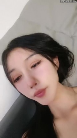 【权欲茶茶】车模身材，明星颜值，夹子音叫老公，道具潮喷，榨干你的精液 截图14