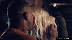 BlackedRaw.26.04.11.Meagan.Moore.Blonde.Baddie.Is.Perfect.BBC.Fuck.Toy.XXX.1080p.MP4-P2P[XC] 截图4