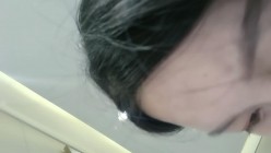 哺乳期的淫娃小荡妇陪狼友发骚，全程露脸听狼友指挥，奶子太胀了奶子自己滴答给狼友喝，掰开骚穴看特写刺激 截图8