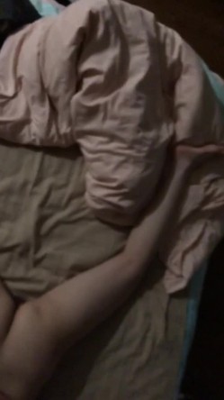 【百度云泄密】漂亮小美女和男友分手后啪啪啪视频被渣男曝光 截图4