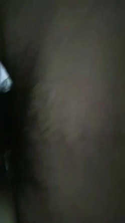 快乐熟女  居家淫乱的生活  戴套上阵安全第一，服务相当到位，吹硬舔爽在做爱 截图7