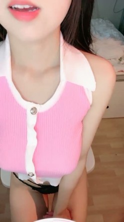 婴儿肥甜美少女！难得露全脸诱惑！顶级美乳S型身材，蜜桃臀撞击抖动，脱下丁字裤掰开穴 截图10