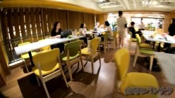 极限CD大师商场步行街4K裙内拍多位气质漂亮小姐姐T裤丝袜无内亮点多美女情趣内裤直接上街拍摄中都硬了 截图12