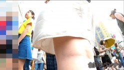 极限CD大师商场步行街4K裙内拍多位气质漂亮小姐姐T裤丝袜无内亮点多美女情趣内裤直接上街拍摄中都硬了 截图16