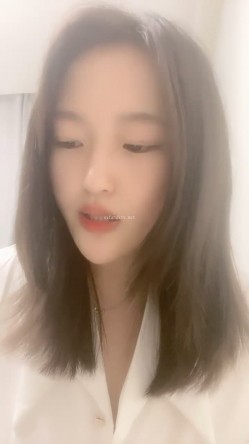 极品大奶美女，【大奶婉婉】，比碗还大的美乳，胸型一等一的好，跟男友无套内射，撸管必备佳品 截图14