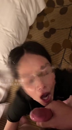 推特生冷不忌，有逼就操，上至天菜顶美，下至居家少妇「记事本」极品反差眼镜婊骚母狗+肥臀妓女 截图3